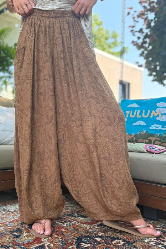 Tasha Damask Bloom Pant Walnut